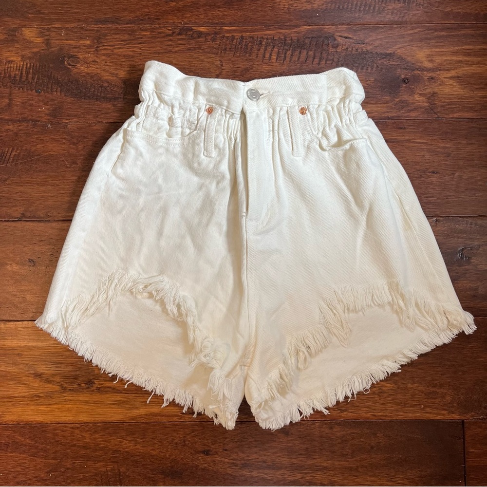 Boutique Cinched Waist White Shorts